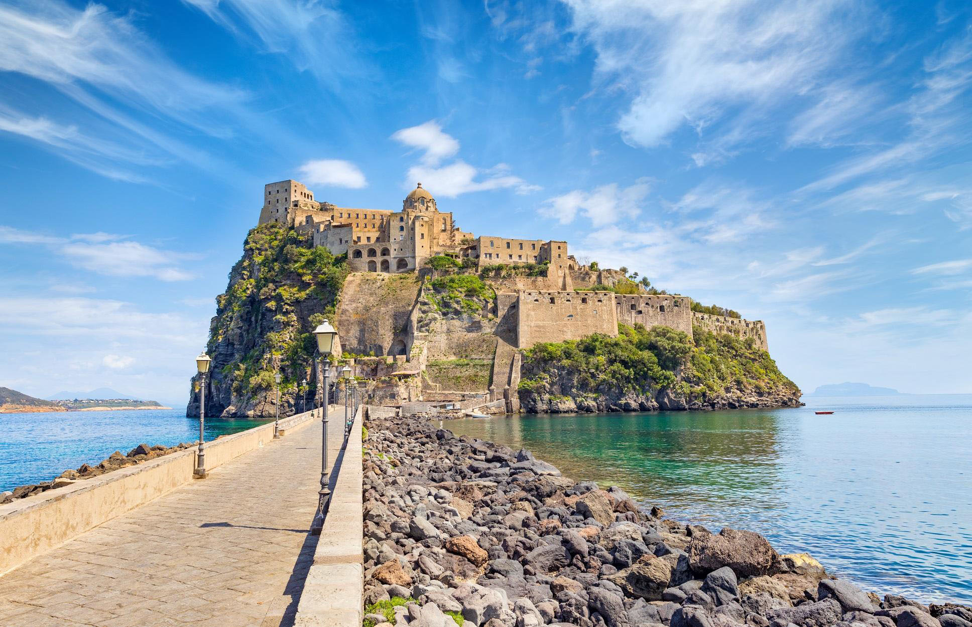 Castello Aragonese Noleggio Scooter Ischia